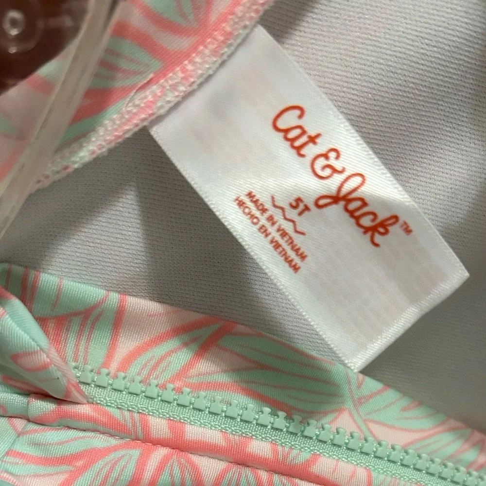 CAT & JACK Girls Tropical Print Rashguard Swimsuit Size 5T